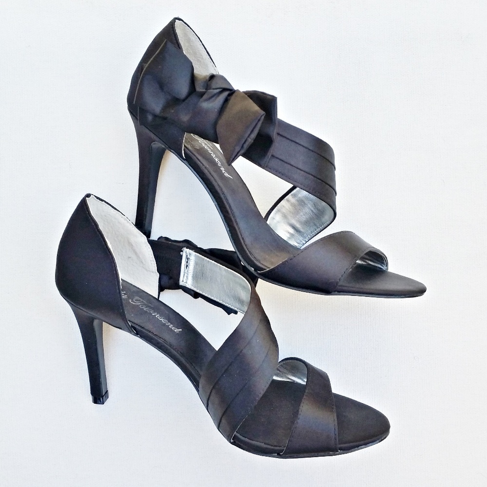 Black satin evening heels with bow